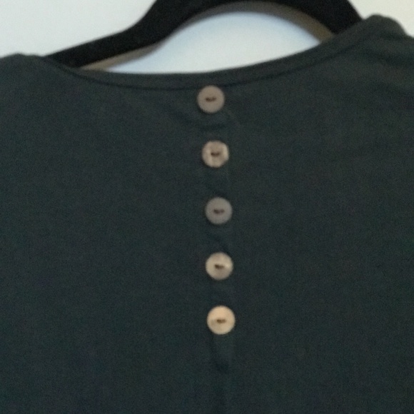 Asymmetric T-shirt W/Attached Black Vest. Size XL - Picture 3 of 4